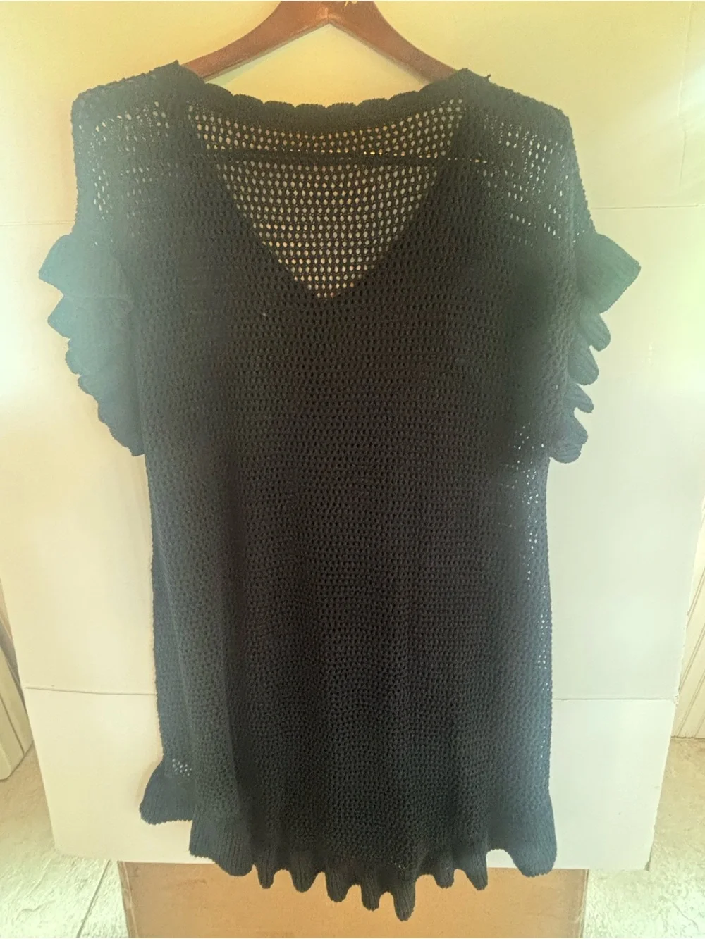 BLOOMCHIC Women's Black Ruffle Sleeve Beach Cover Up 14-16 - Picture 2 of 4